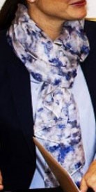 Blå mönstrad scarf december 2015